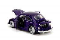 Wednesday auto 1972 VW Beetle 1:24 a figúrka Wednesday